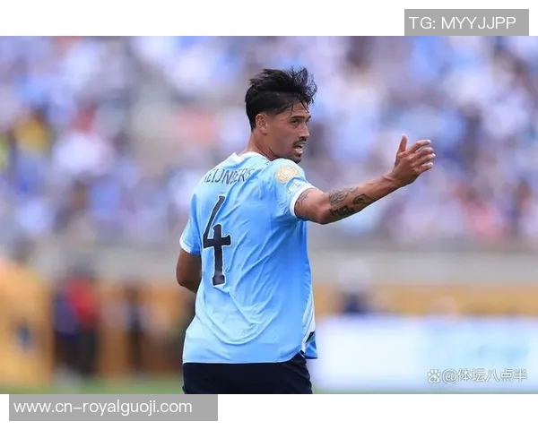 切尔西夏季转会再添强援德甲飞翼吉滕斯以6500万欧元加盟